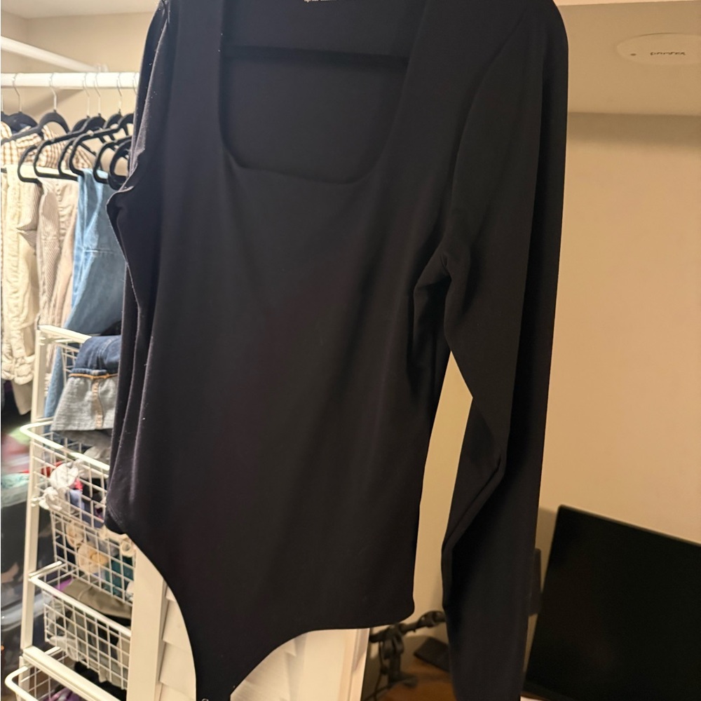 Abercrombie & Fitch Black Long-Sleeve Scoop Neck Bodysuit
